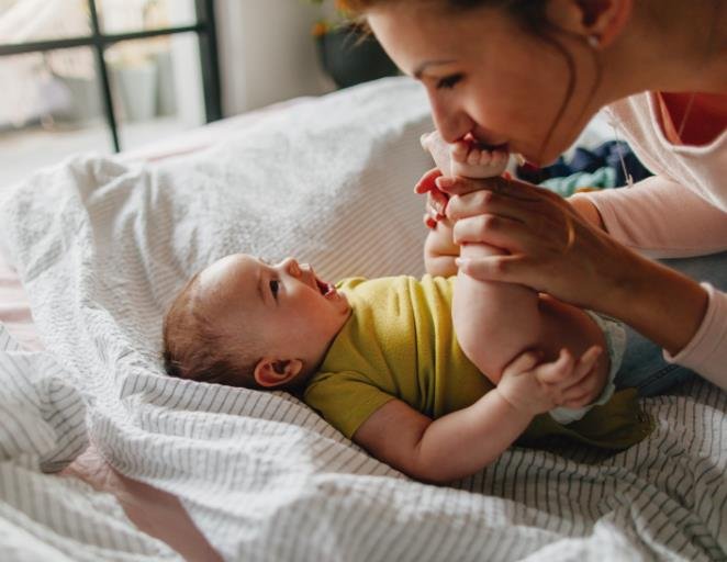 Bebé y madre